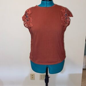 Express Lace Cap Sleeve Top